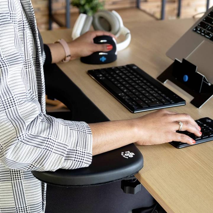 Actual product image R-Go Tools Ergonomic Armrest Black