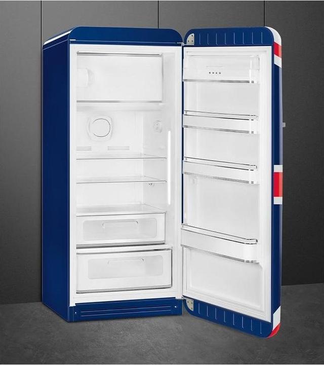 Actual product image Smeg Retro Style FAB28RDUJ5 (270 l)