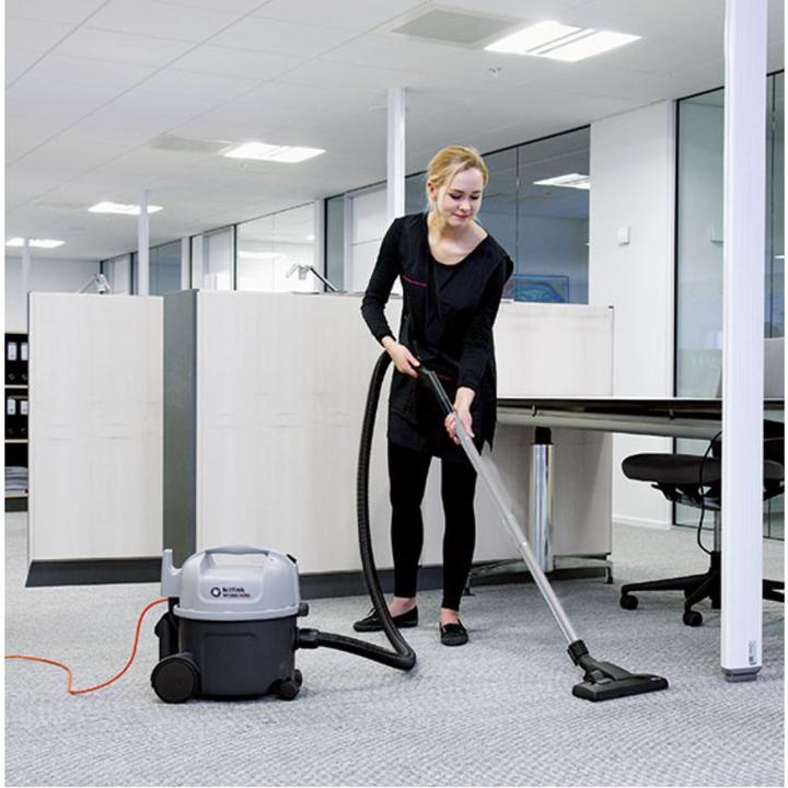 Productafbeelding Nilfisk Professionele stofzuiger Droog VP300 HEPA Basic (Hoover)