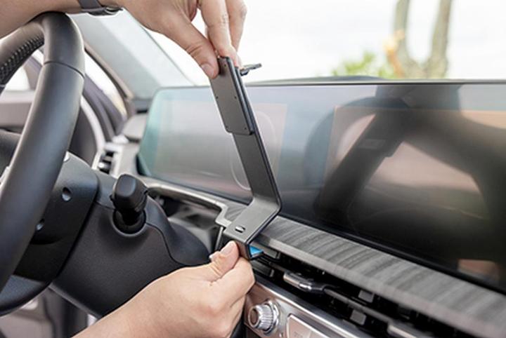 Actual product image Brodit 855890 Car holder Kia Telluride 23-