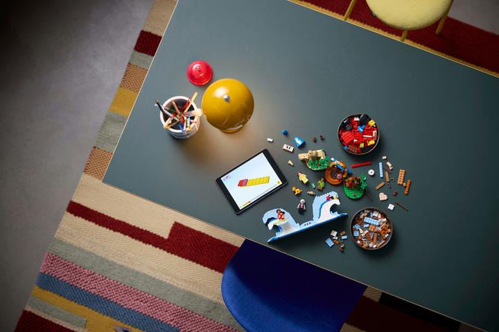 Image du produit LEGO Magie Disney (21352, LEGO Ideas, LEGO difficiles à trouver)