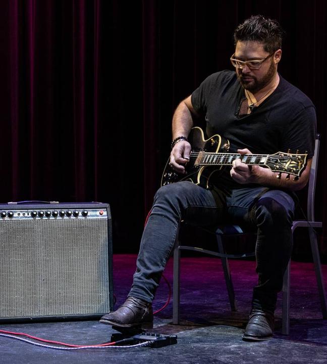 Actual product image Zoom G1X Four (Guitar)