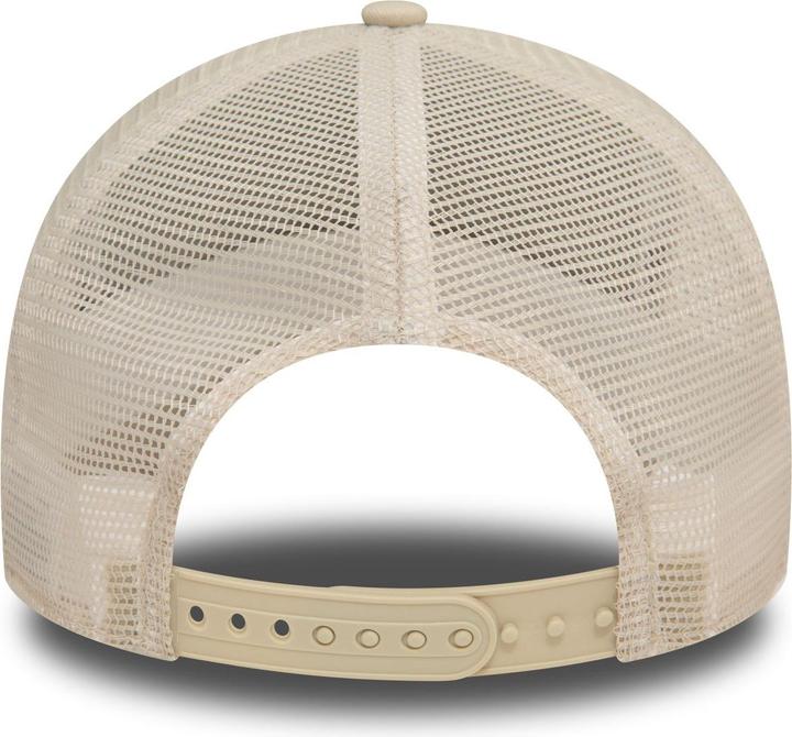 Actual product image New Era Ladies Trucker Cap - METALLIC New York Yankees beige