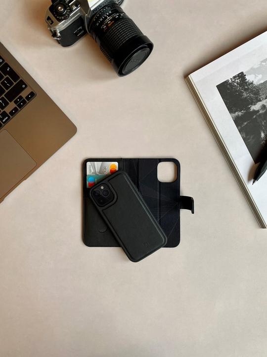 Produktbild Decoded Detachable Leather Wallet (Apple iPhone 12, Apple iPhone 12 Pro)