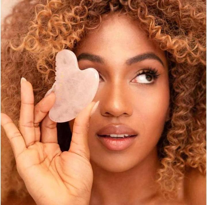 Actual product image VBEAUTY Tools - Gua Sha Rose Quartz