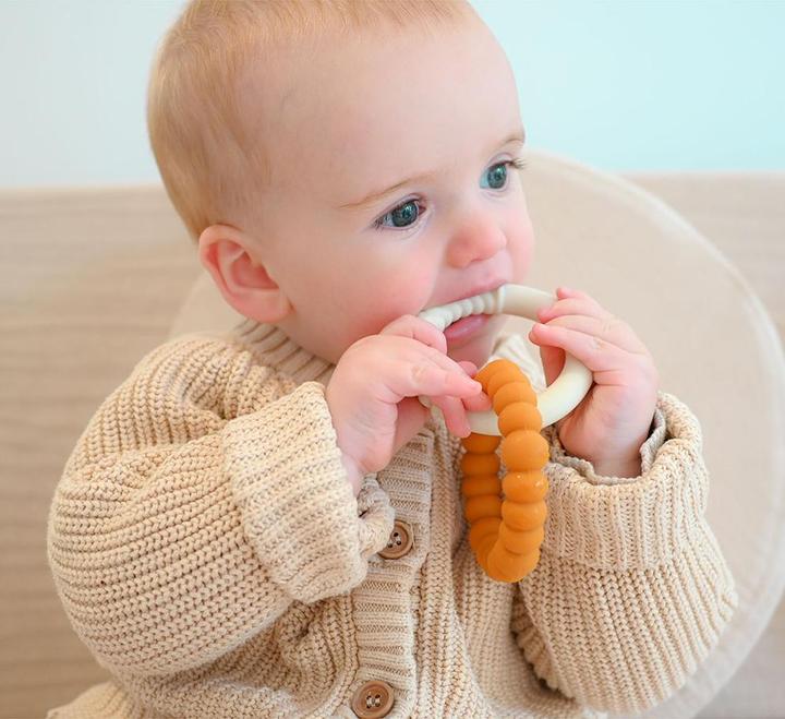 Image du produit Jellystone Designs Jouet de dentition Sunshine - miel et avoine (JSD0705)