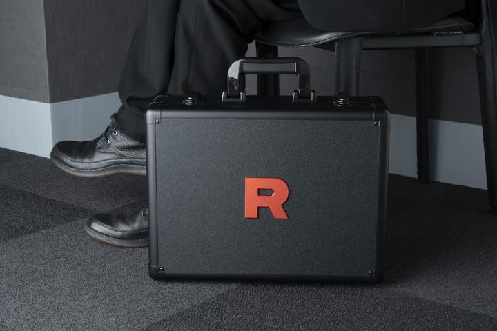 Immagine prodotto Pokémon Scarlet & Violet - Valigetta per la Gloria del Team Rocket (Giapponese, Box Set e Collezione, Pacchetto Booster)
