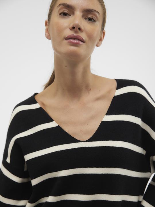 Produktbild Vero Moda V-Ausschnitt Tief angesetzte Schulter Pullover Strickpullover (XS)