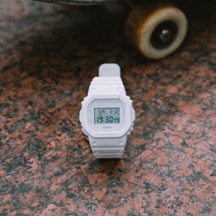 Immagine prodotto Casio DW-5600WW-7ER (Orologio digitale, 48.90 mm)