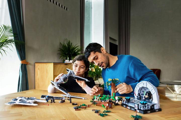 Image du produit LEGO Mandalorian Fang Fighter vs. Tie Interceptor (75348, LEGO Star Wars)
