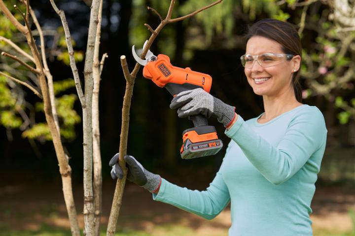 Productafbeelding Black & Decker Black and Decker handsnijder met 18 V 2 Ah Lithium