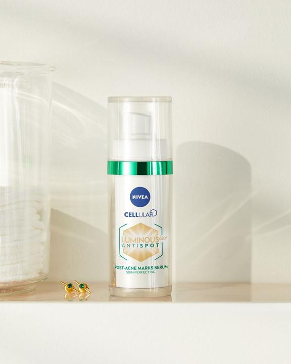 Image du produit NIVEA Sérum Cellulaire Lumineux630 pour les boutons (30 ml)