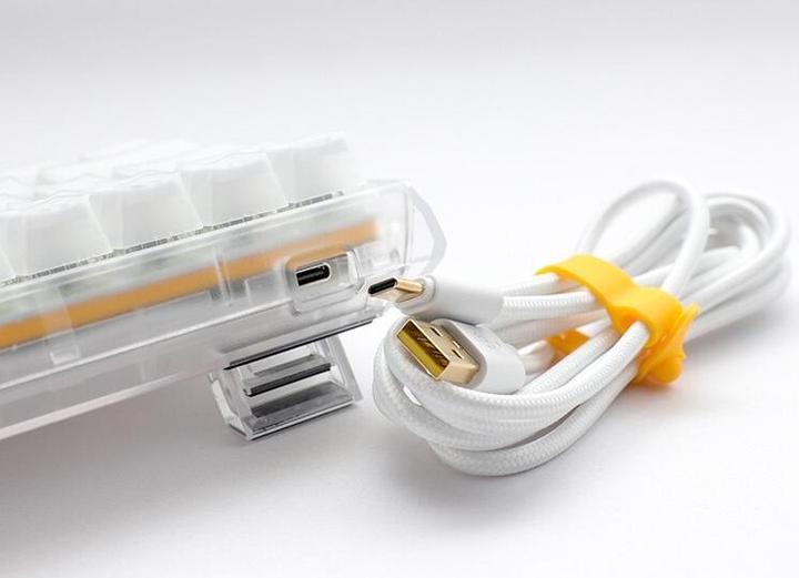 Produktbild Ducky One 3 (DE, Kabelgebunden)