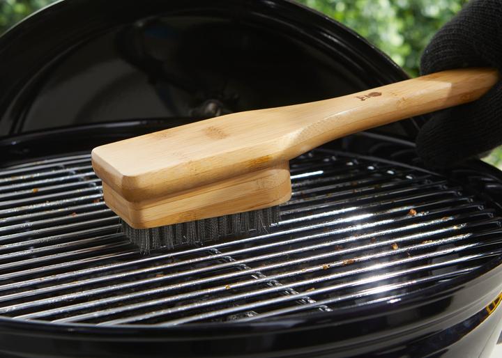 Actual product image Weber Grill brush (30 cm)