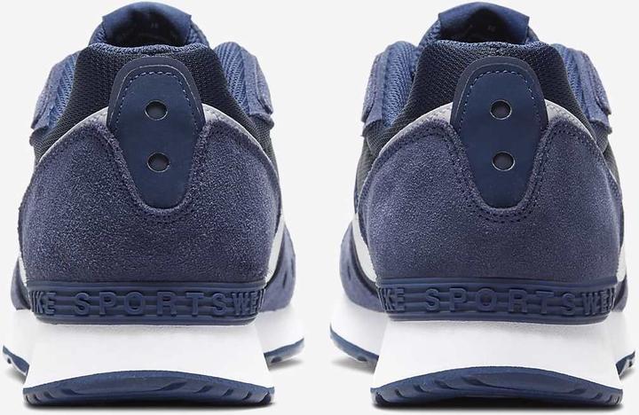 Produktbild Nike Venture Runner (42)