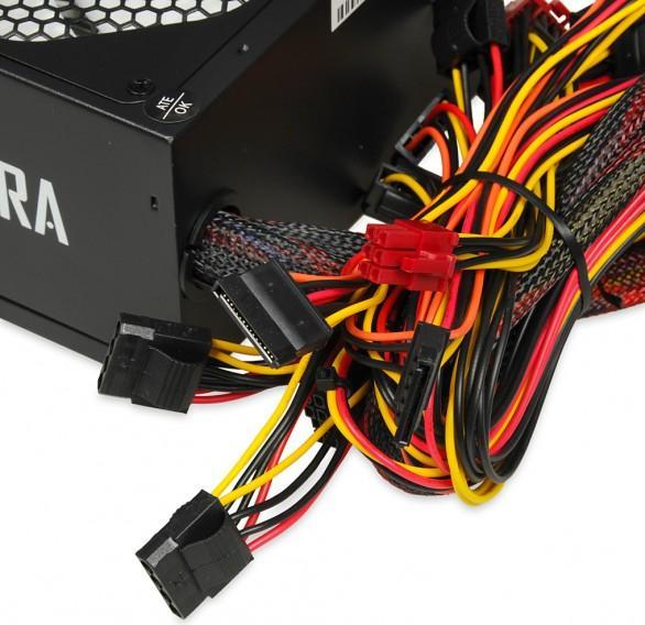 Actual product image iBox AURORA 700W 14cm fan PSU GAMING (700 W)