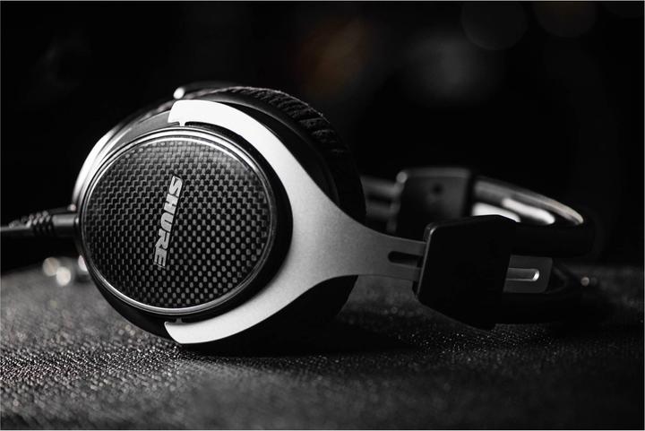 Actual product image Shure SRH1540 (Cable)