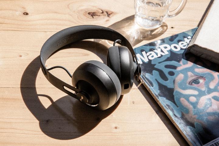 Actual product image Nura Nuraphones (ANC, 20 h, Wireless)