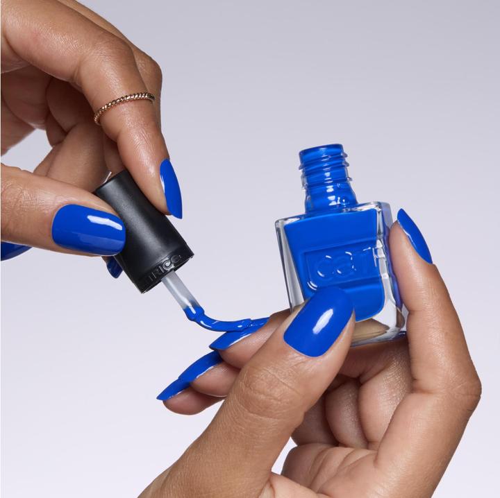 Immagine prodotto Catrice Gel Affair Nail Lacquer No. 027 Blue Long-Lasting (027 Vostra Altezza Reale, Smalto per unghie effetto gel)