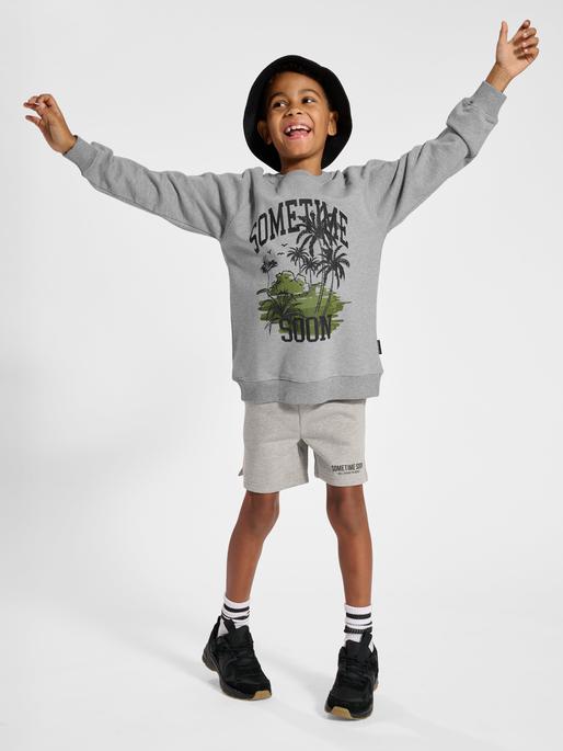 Actual product image hummel stsPALM SWEATSHIRT (140)
