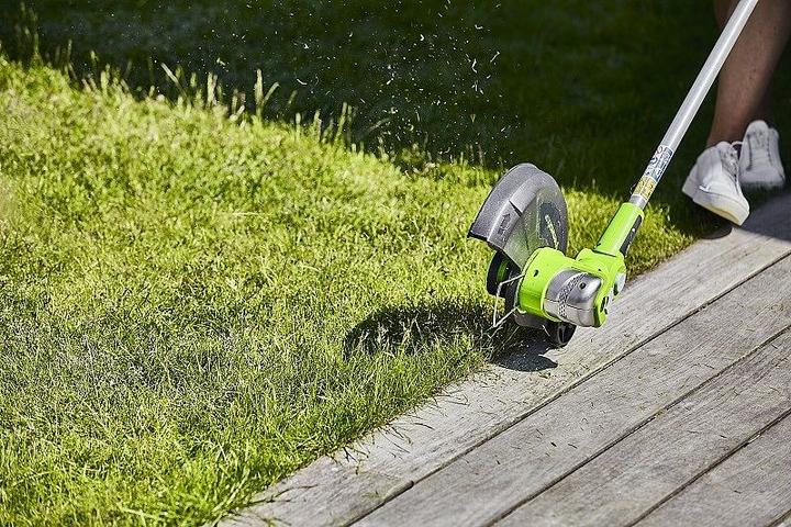 Productafbeelding Greenworks g24lt30m Snoeischaar 24V zonder accu en lader (Onkruidverdelgers)