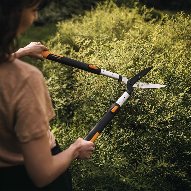 Actual product image Fiskars HS8 telescopic (Manual)