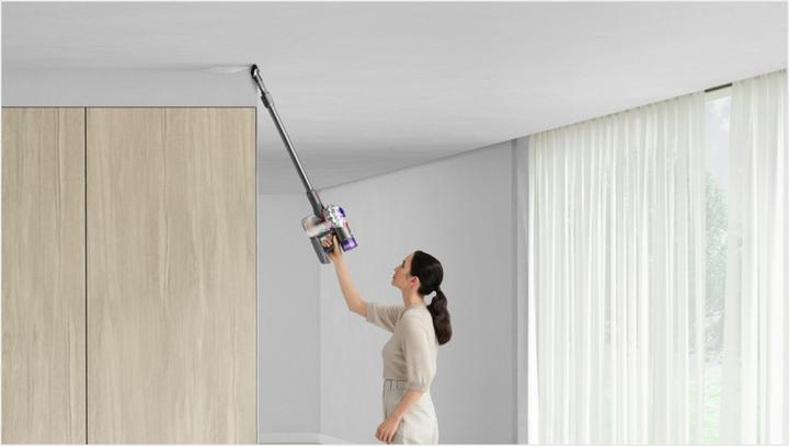 Actual product image Dyson V8