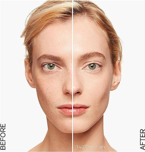 Actual product image Shiseido Synchro Skin Radiant Lifting Foundation ( 110 Alabster ) (140 Porcelain)