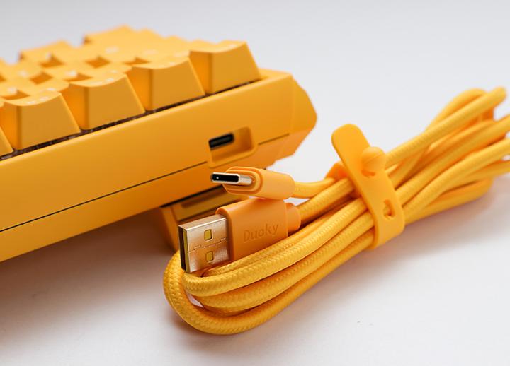 Actual product image Ducky One 3 Yellow SF Gaming Keyboard, RGB LED - MX-Blue (US) (US, Cable)