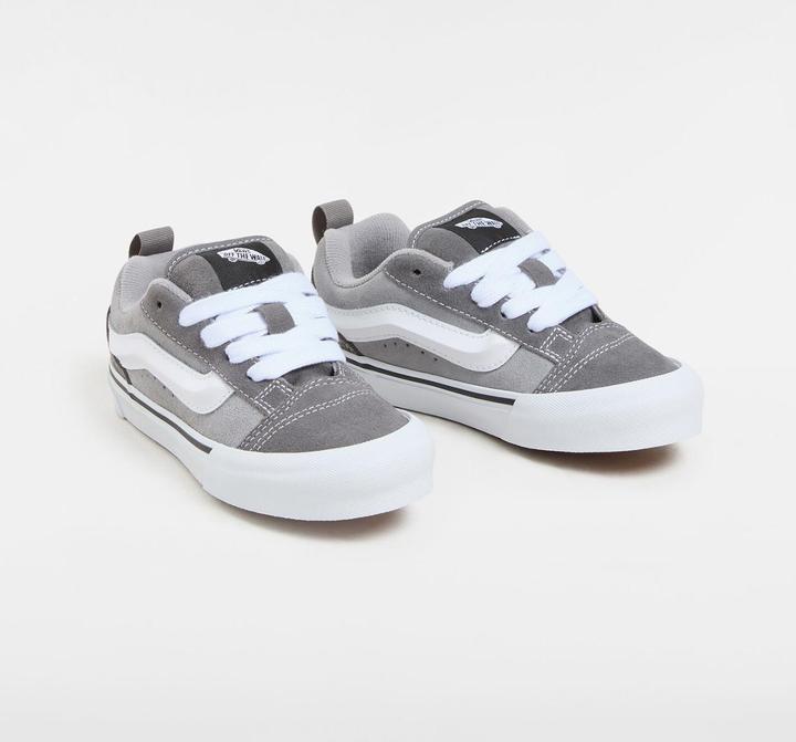 Actual product image Vans Kid's Knu Skool (35)