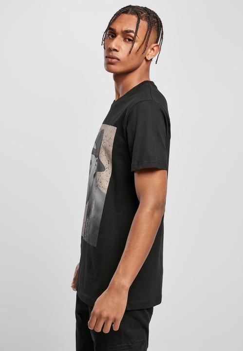 Actual product image MT Tupac Cracked Backround Tee (M)