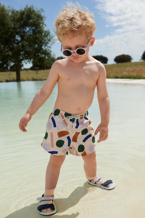 Produktbild Liewood Aiden UV Boardshorts Paint Stroke (134)