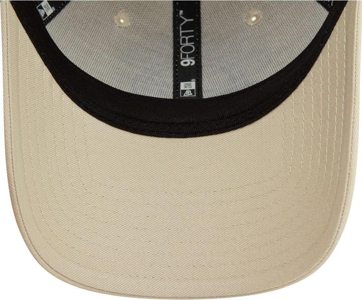 Actual product image New Era 9Forty Snapback Cap - BWT Alpine stone beige