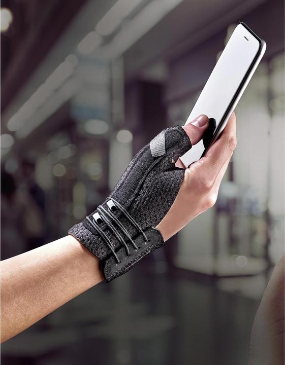 Produktbild Futuro Deluxe Daumen-Schiene (S, M)