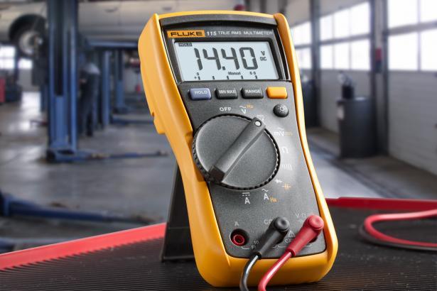 Produktbild Fluke 115 Digitalmultimeter (CAT III)