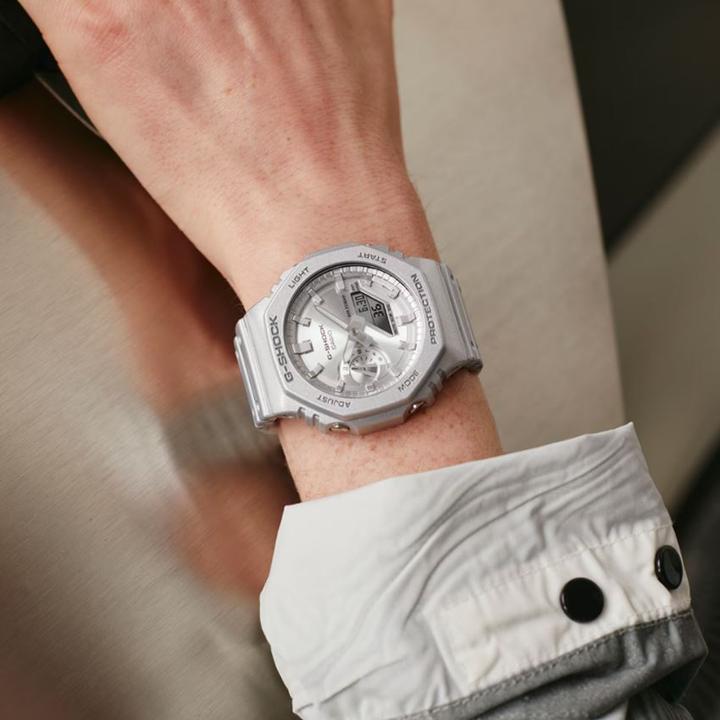 Immagine prodotto Casio GA-2100FF-8AER (Cronografo, 49 mm)