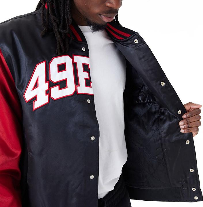 Actual product image New Era Varsity Satine Bomber Veste San Francisco 49ers (M)