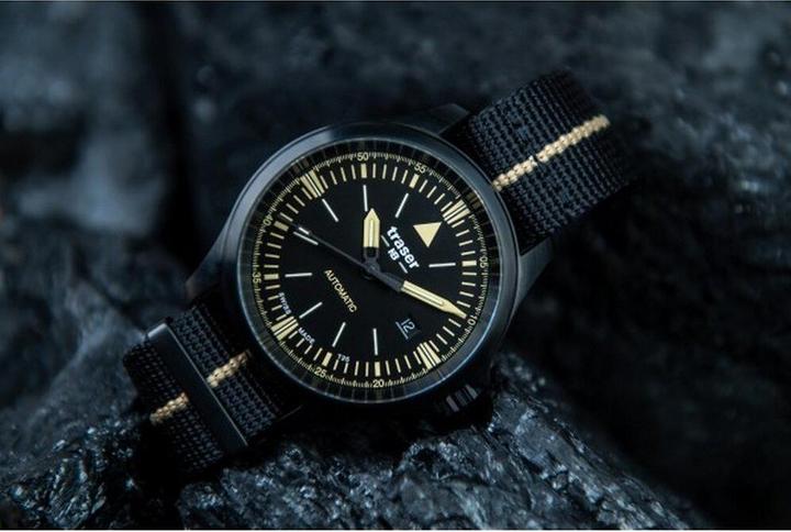 Immagine prodotto Traser 110755 P67 Officer orologio automatico da uomo 45mm 10ATM (Fatto in Svizzera, 45 mm)