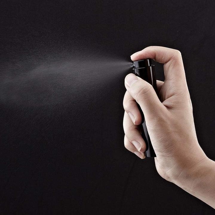 Actual product image Swissdetector Refillable perfume atomizer - Aluminium 8 ml rotating with hidden lid - Pink