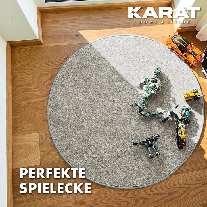 Actual product image Karat Crocodile (180 x 180 cm)