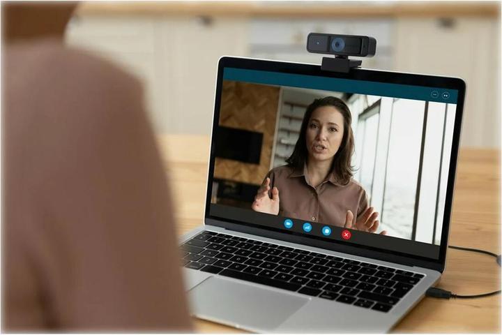 Actual product image Kensington W2000, Webcam, 1080P (2.10 Mpx)