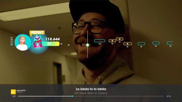 Produktbild Ravenscourt Let's Sing 2021 mit deutschen Hits 2 Mics (PS4, DE)