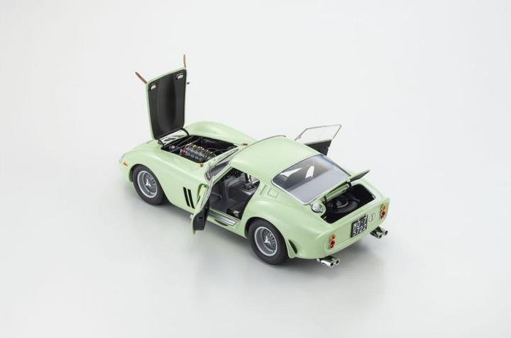 Image du produit Kyosho Ferrari 250 GTO Goodwood Tourist Trophy 1:18