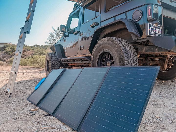 Immagine prodotto Bluetti PV200 (200 W, 7.30 kg)