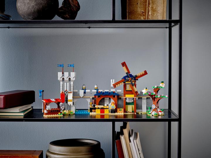 Immagine prodotto LEGO Castello medievale (31120, LEGO Creator 3-in-1, Set LEGO rari)