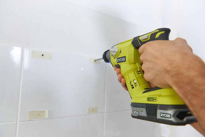 Actual product image Ryobi R18SDS-0 One+ (Rechargeable battery operated)