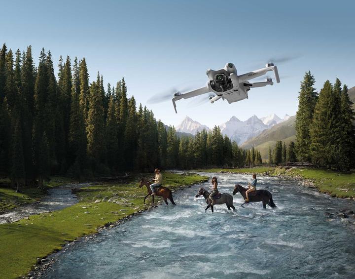 Immagine prodotto DJI Mini 4 Pro (RC-N2) (34 min, 249 g, 48 Mpx)