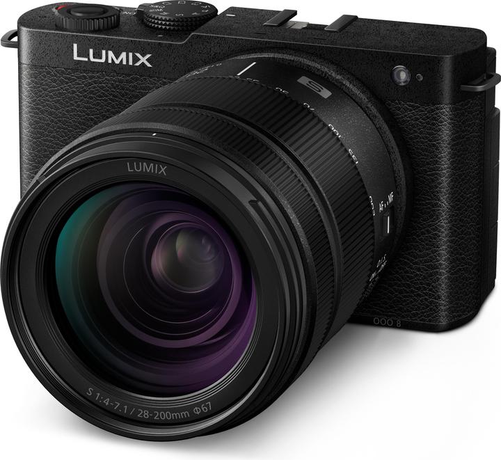 Actual product image Panasonic Lumix S9 Kit (28 - 200 mm, 24.20 Mpx, Full frame)