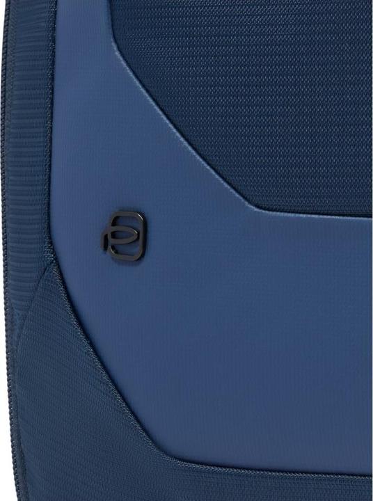 Produktbild Piquadro Reise-Laptop-Rucksack 15,6" aus recyceltem Stoff (36 l)