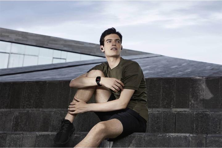 Produktbild Amazfit GTS 2 (42.80 mm)